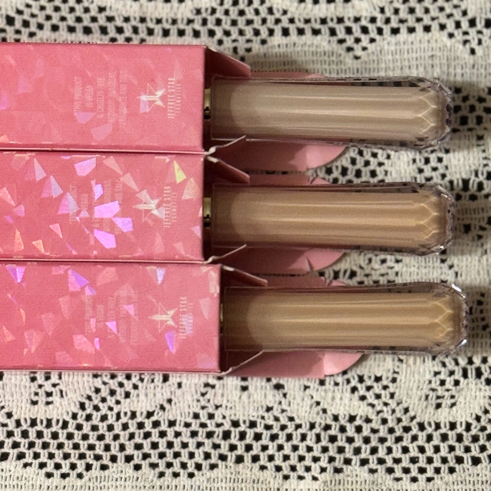 Jeffree Star Magic Star Concealer - Full Size